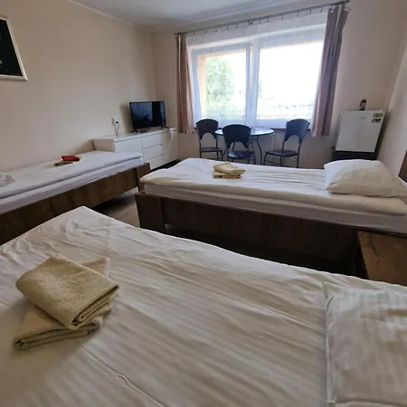 Centrum Noclegowe Ii Hostel *