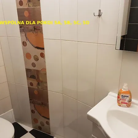 Hostel Centrum Noclegowe Ii *